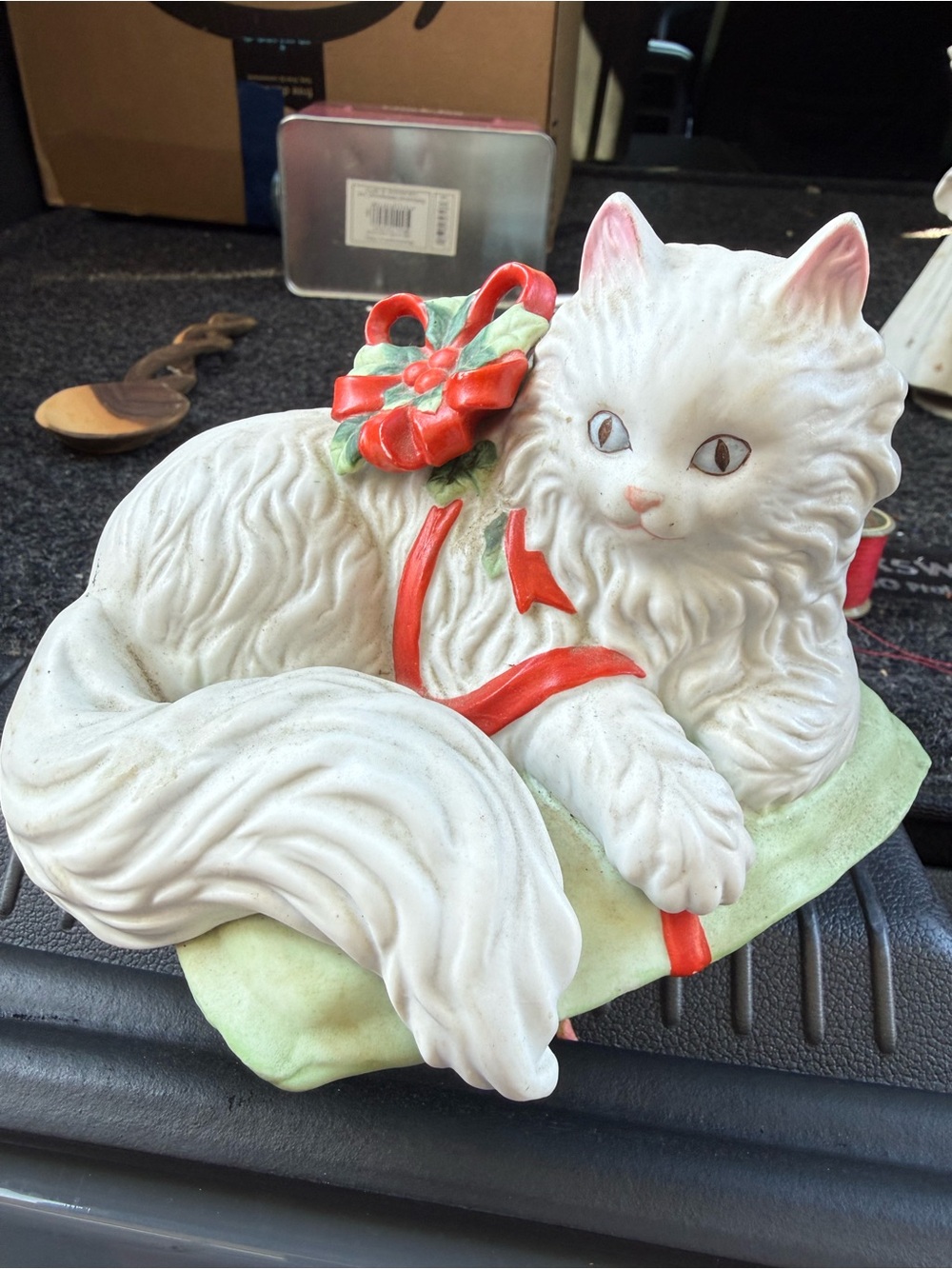 Enesco White Christmas Persian Cat Music Box, designed by artist G.G.
Santiago
